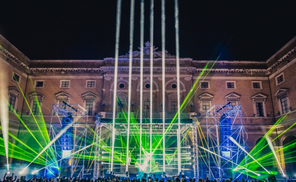 Le luci Centolight e Sound&More per l’elettrizzante EMF Recanati 2025